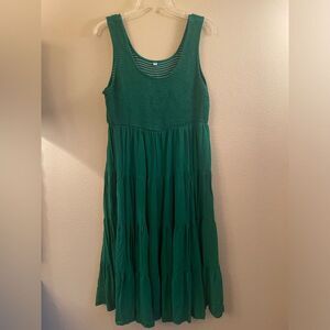 Women’s smocked sleeveless tiered midi dress size xl